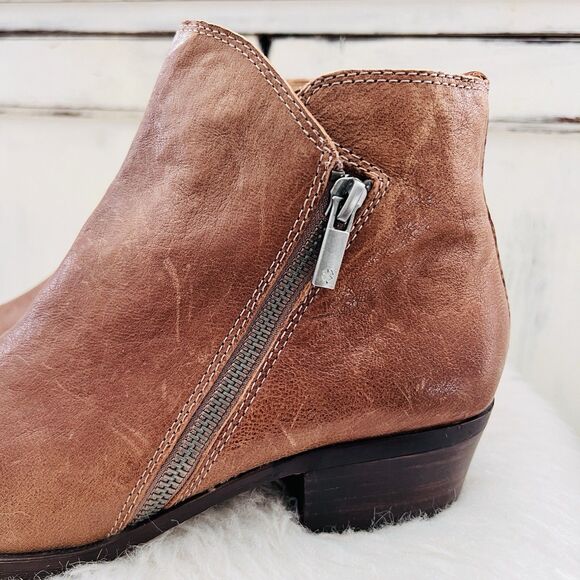 Lucky Brand Bryton Brown Worn Distressed Leather Side Zip Ankle Booties Size 9M - Picture 3 of 8